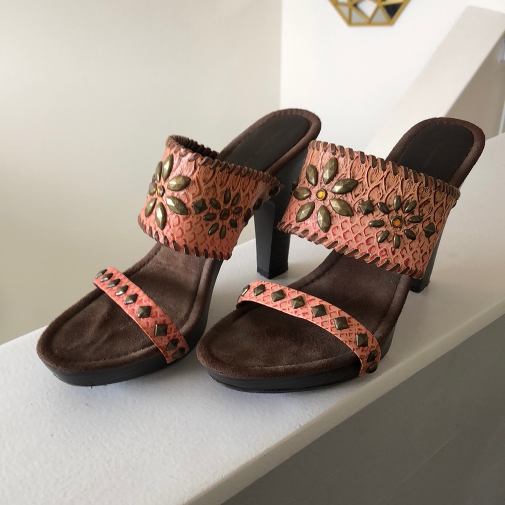 👡 Studded Heeled Mules